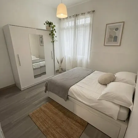 Shining House Holiday home *